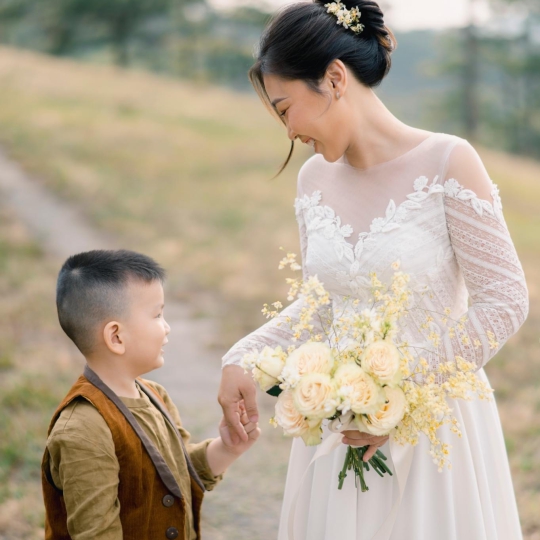 Hoa Cưới Tươi - Hoa Ngoại Cảnh LV000